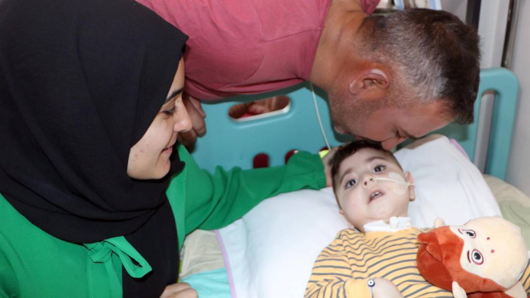 SMA'lı Eymen'in annesi: Umudumuz sizlerde bir ışık yakın 1